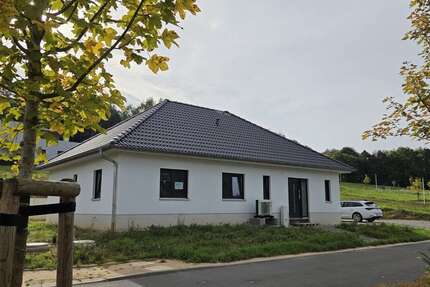 Haus Sontra / Wichmannshausen Wichmannshausen - 4 Zimmer, 110 m&sup2;, 549.000&euro; | Angebot:27490027