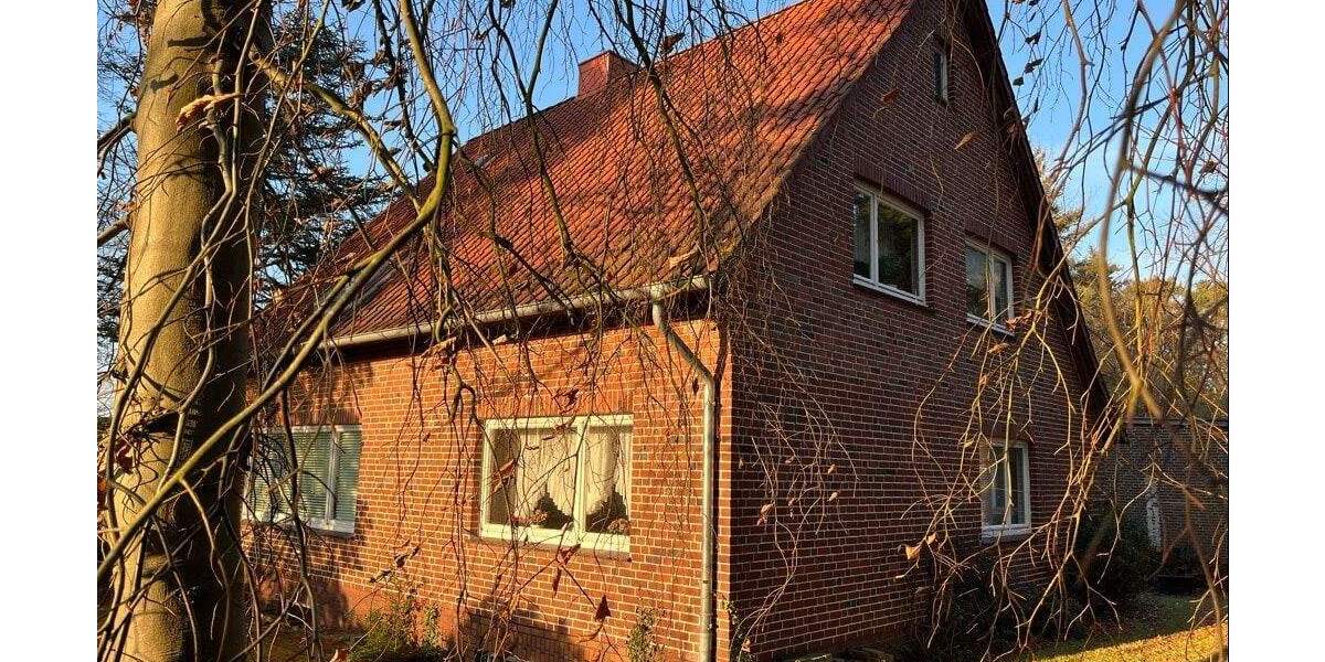 Mehrfamilienhaus, Wohnhaus Schneverdingen - 6 Zimmer, 162 m&sup2;, 220.000&euro; | Angebot:25770826