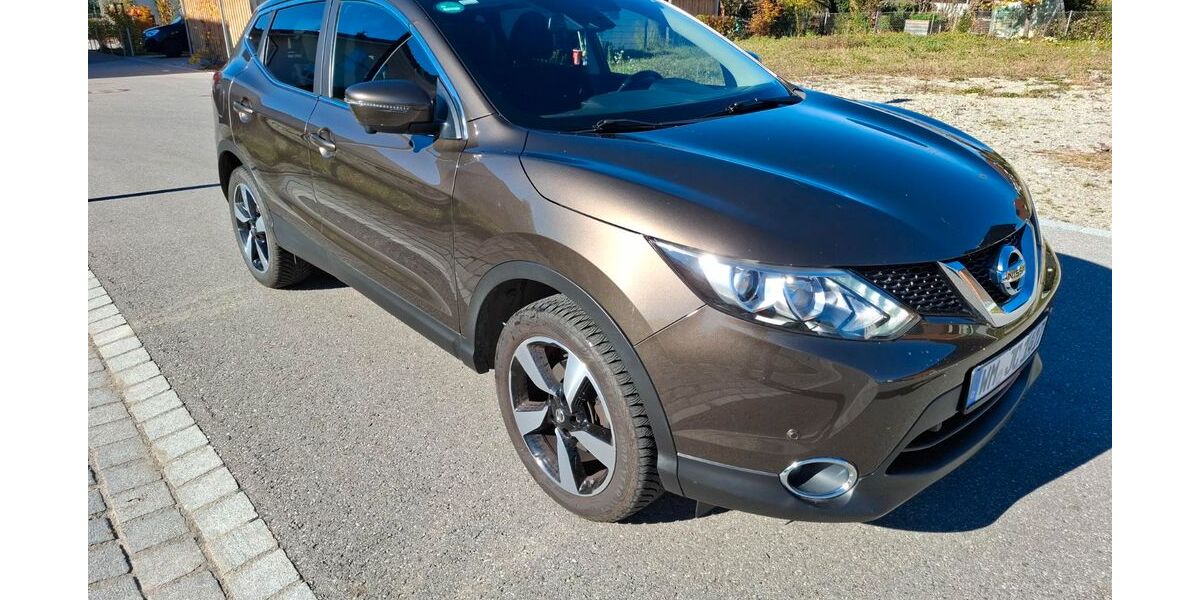 Nissan Qashqai 106.000 km 14.100 &euro; Wielenbach 82407
