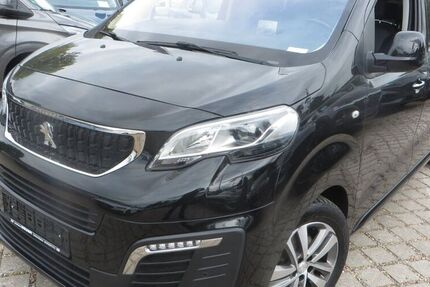 Peugeot Traveller