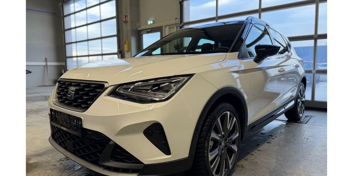 Seat Arona 11.654 km 19.500 &euro; Memmingen 87700