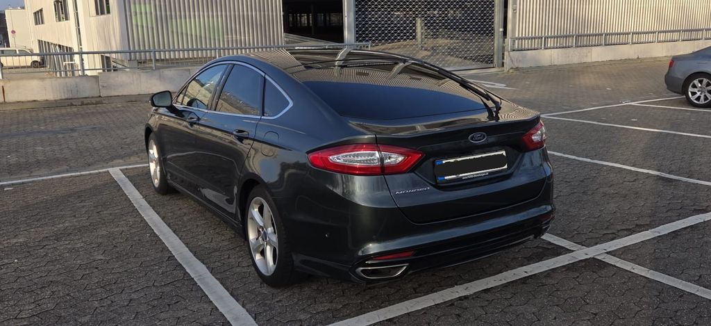 Ford Mondeo 256.000 km 7.600 &euro; Düsseldorf 40215