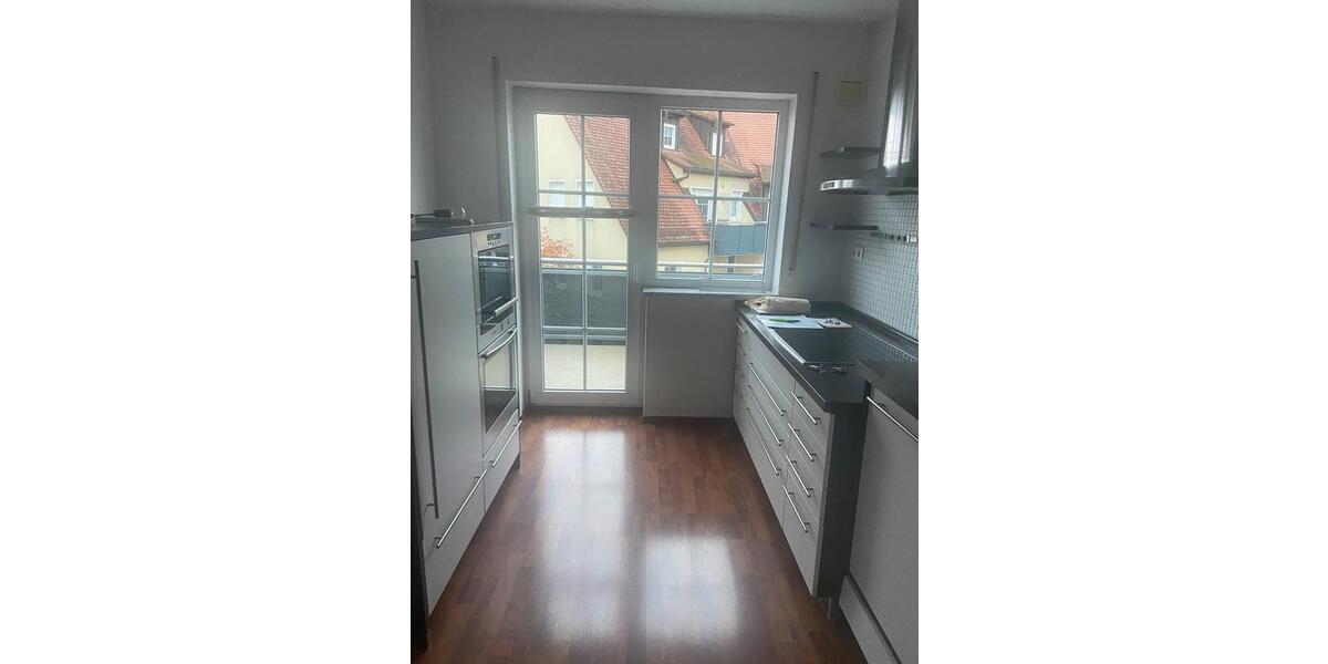 Etagenwohnung Markt Erlbach - 4.5 Zimmer, 110 m&sup2;, 280.000&euro; | Angebot:26823797