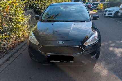 Ford Focus 131.837 km 5.700 € Stuttgart 70567