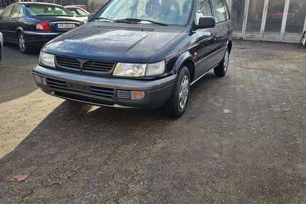 Mitsubishi Space Runner 145.000 km 2.900 &euro; Lahr 77933