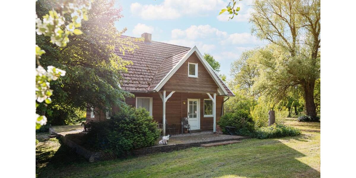 Ländliches Holzhaus Grundstücksfläche 7.000 m² 2 zimmer