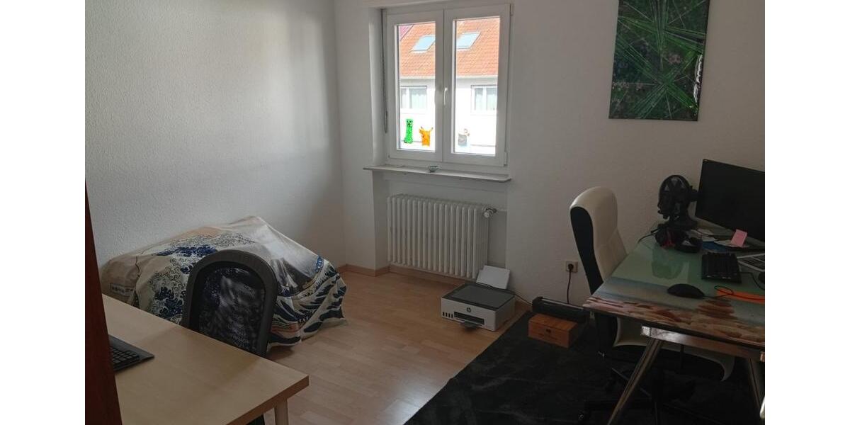 Etagenwohnung Homburg - 3 Zimmer, 70 m&sup2;, 650&euro; | Angebot:25750499