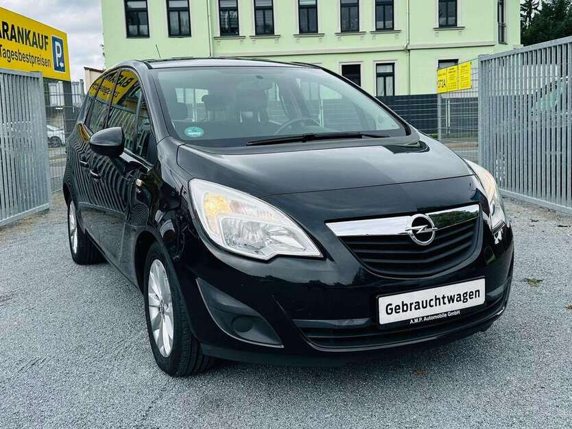 Opel Meriva 146.000 km 4.999 € Dresden 01259