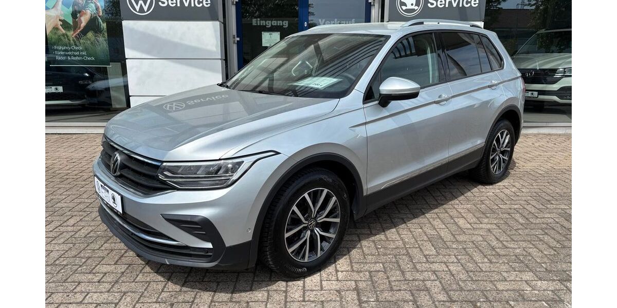 VW Tiguan 84.200 km 23.750 &euro; Brake / Unterweser 26919