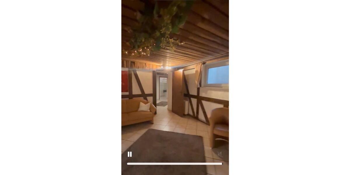 Bungalow Gelsenkirchen Gelsenkirchen-Mitte - 8 Zimmer, 250 m&sup2;, 1.950&euro; | Angebot:26107848