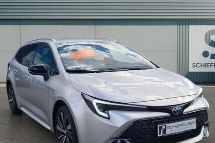 Toyota Corolla 3.500 km 36.980 &euro; Hoyerswerda 02977