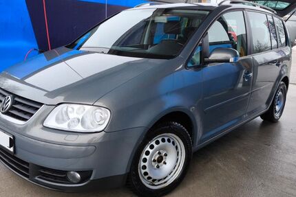 VW Touran 299.600 km 2.599 &euro; Rietberg 33397