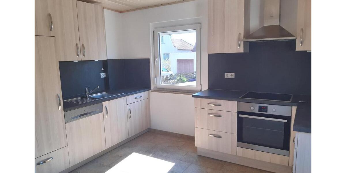 Doppelhaushälfte Wiesentheid - 5 Zimmer, 93 m&sup2;, 320.000&euro; | Angebot:26698019