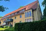 Helle Erdgeschoßwohnung mit Balkon!