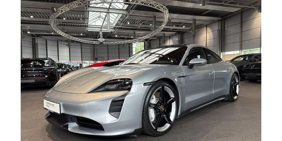Porsche Taycan 45.100 km 93.890 € Paderborn 33100