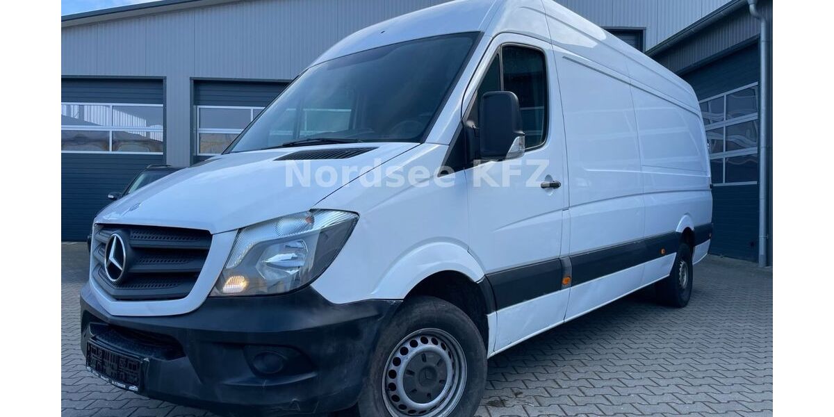 Mercedes-Benz Sprinter 371.000 km 10.190 &euro; Esens 26427