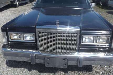 Lincoln Town Car 91.026 km 6.900 &euro; Menden 58706