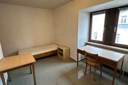 Zimmer Erlangen Buckenhofer Siedlung - 1 Zimmer, 430&euro; | Angebot:25636676