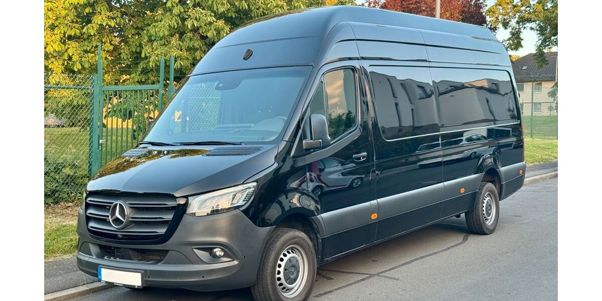 Mercedes-Benz Sprinter 31.811 km 55.000 &euro; Wiesbaden 65191