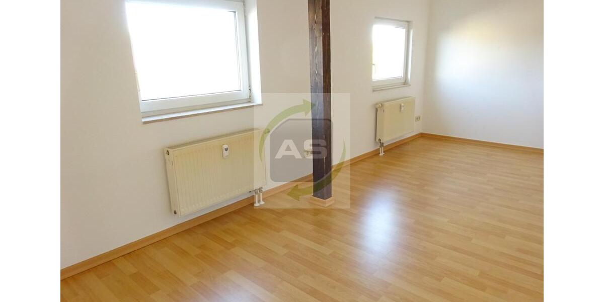 Dachgeschoßwohnung Zwickau - 1 Zimmer, 38 m&sup2;, 200&euro; | Angebot:25267482