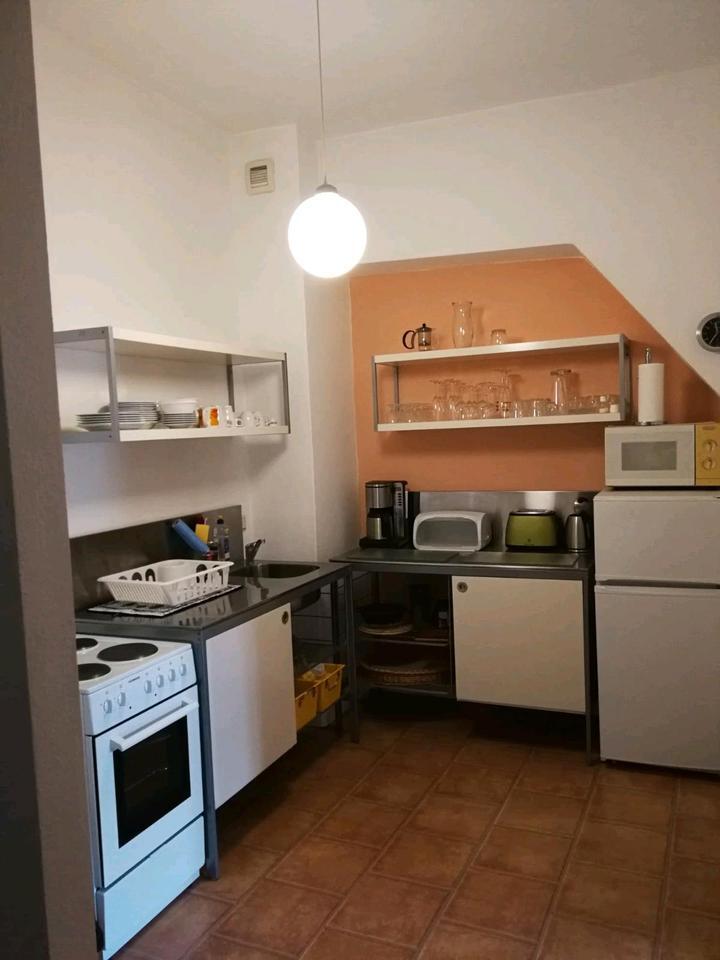 52qm, 2Raum, Küche, Duschwanne, Hauptmarkt, provisionsfrei zimmer