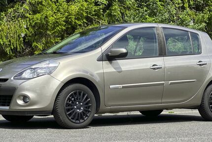 Renault Clio 79.529 km 3.999 &euro; Heidenau 01809