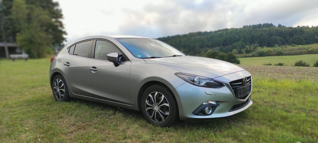Mazda 3 124.500 km 9.300 € Dautphetal 35232