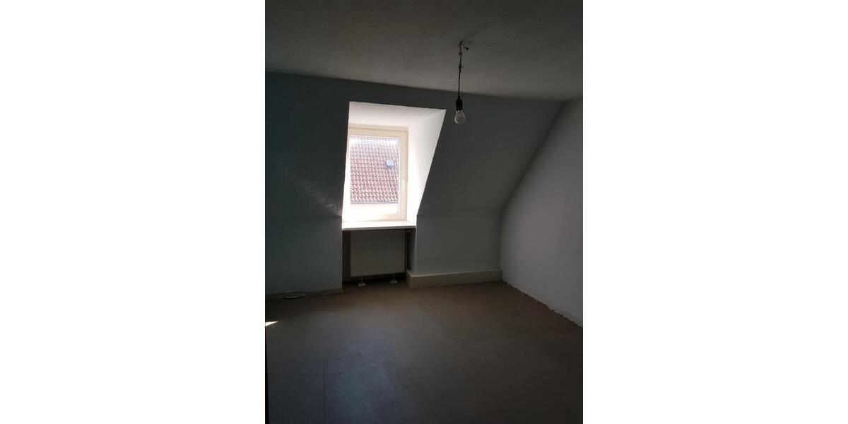 Dachgeschoßwohnung Bremerhaven Geestemünde - 3 Zimmer, 79 m&sup2;, 409&euro; | Angebot:26234116