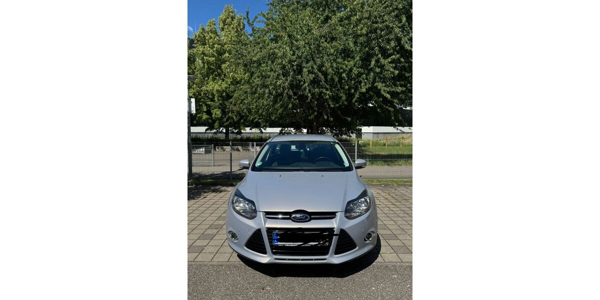 Ford Focus 177.000 km 5.500 &euro; Karlsruhe 76189