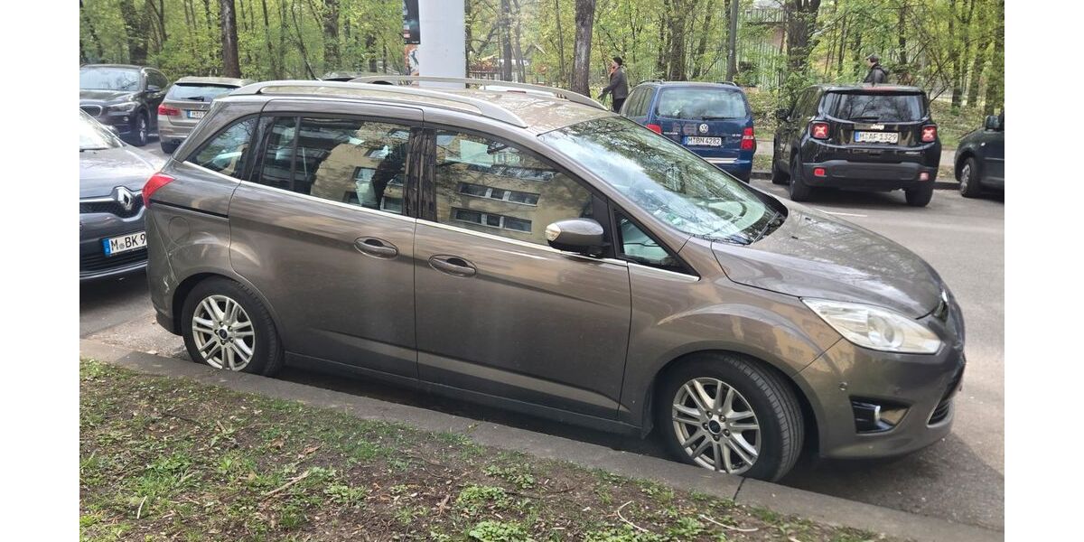 Ford Grand C-Max 114.000 km 7.500 &euro; München 80933