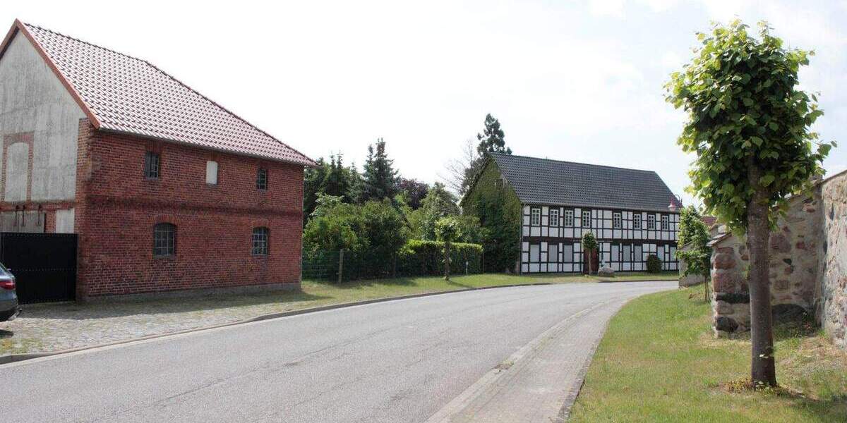 Bauernhaus, Landhaus Kalbe (Milde) Altmersleben - 9 Zimmer, 296 m&sup2;, 280.000&euro; | Angebot:24031811