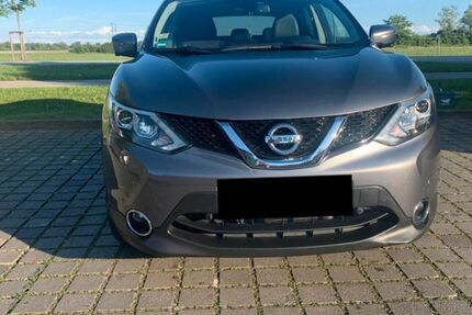 Nissan Qashqai 176.500 km 7.950 &euro; München 81249