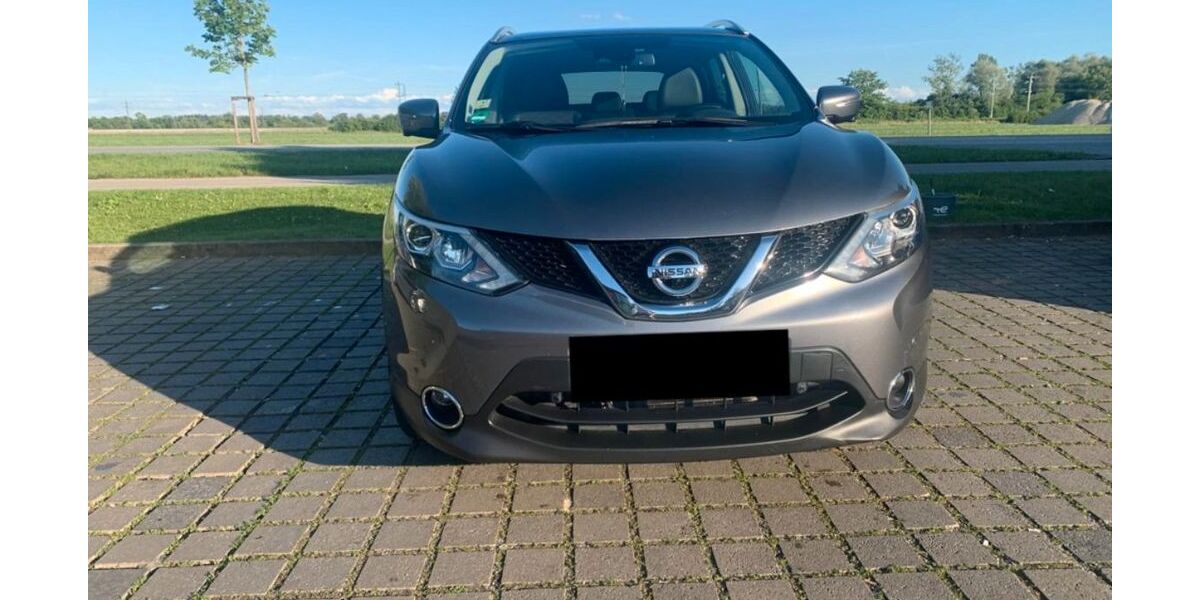 Nissan Qashqai 176.500 km 7.950 &euro; München 81249