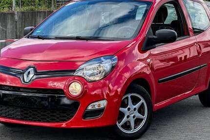 Renault Twingo 175.000 km 2.490 &euro; Leichlingen 42799