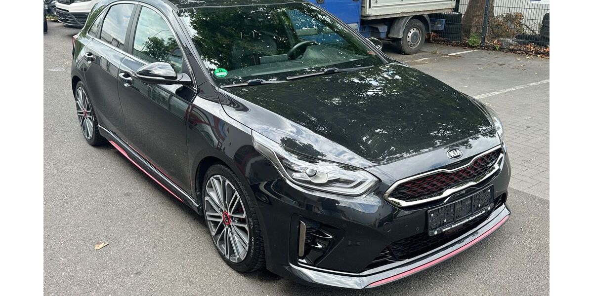 Kia ceed / Ceed 99.300 km 16.500 &euro; Wiesbaden 65203