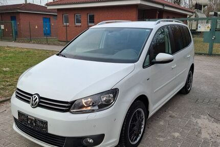 VW Touran 280.000 km 2.999 &euro; Jever 26441