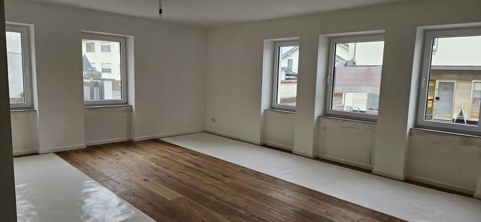 Erfelden - anspruchsvolle 2-Zimmerwohnung + Abstellraum 2 zimmer