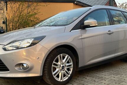 Ford Focus 127.800 km 5.800 &euro; Zwickau 08056