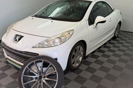 Peugeot 207 113.500 km 1.700 &euro; Fulda 36043