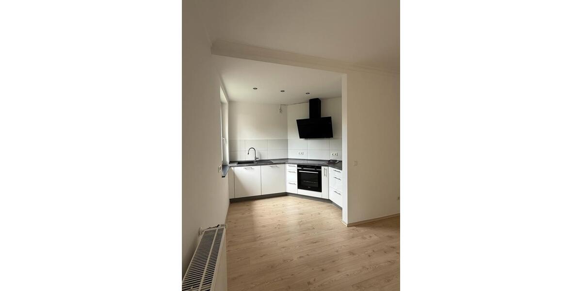 Etagenwohnung Gelnhausen - 3 Zimmer, 90 m&sup2;, 380.000&euro; | Angebot:27128392