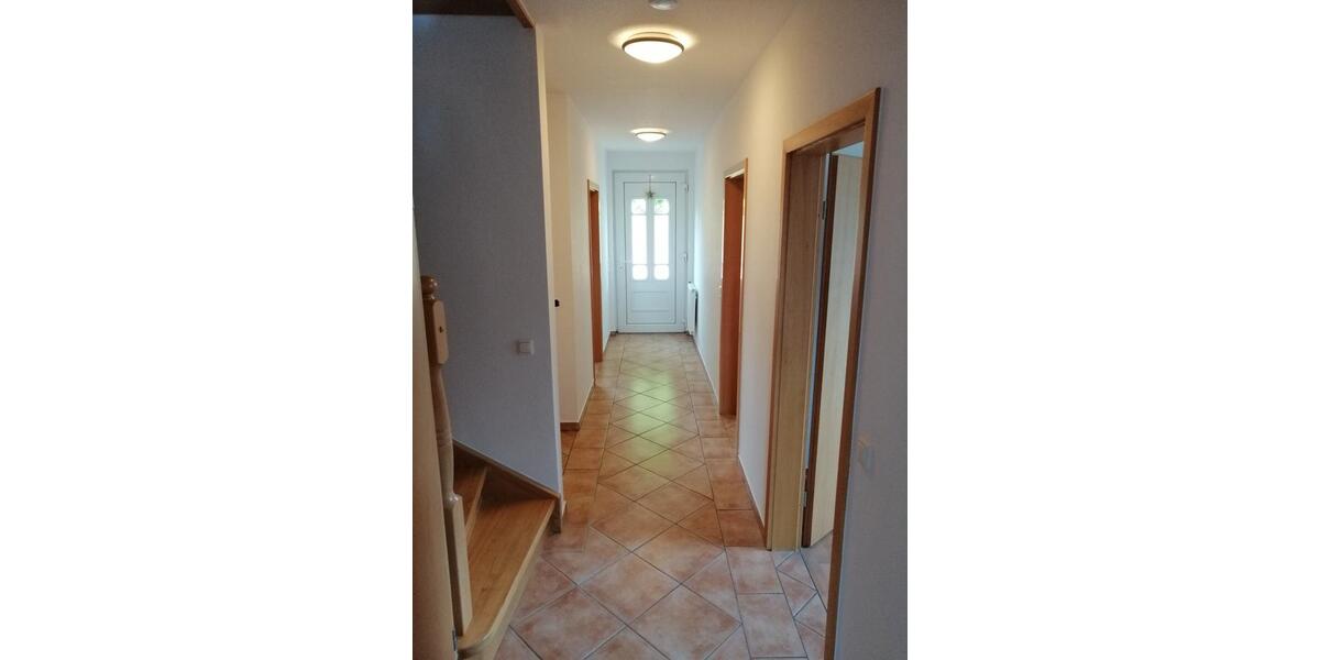 Einfamilienhaus Bösel - 12 Zimmer, 300 m&sup2;, 579.000&euro; | Angebot:27120550
