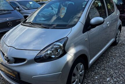 Toyota Aygo (X) 56.000 km 6.950 &euro; Hamburg 22045