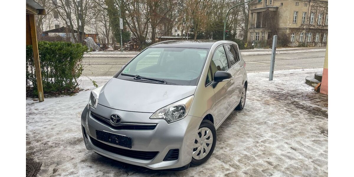 Toyota Verso-S 132.200 km 6.500 &euro; Potsdam 14482
