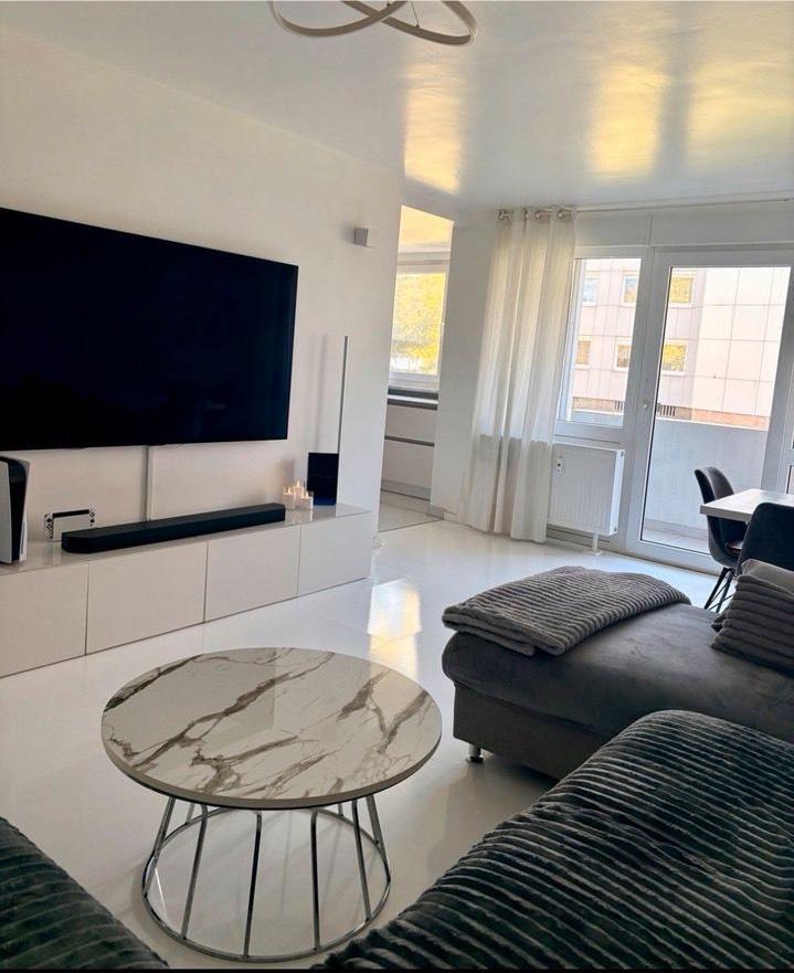 Moderne 3- Zimmer Wohnung mit Einbauküche OHNE Makler zimmer