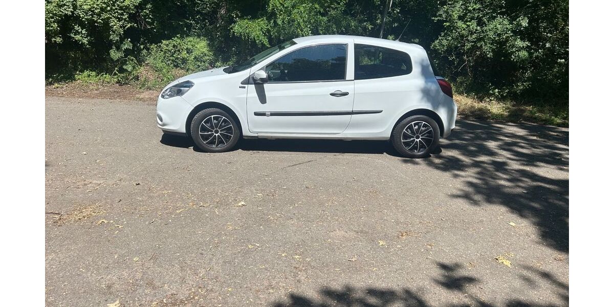 Renault Clio 115.800 km 2.200 &euro; Neustadt 31535