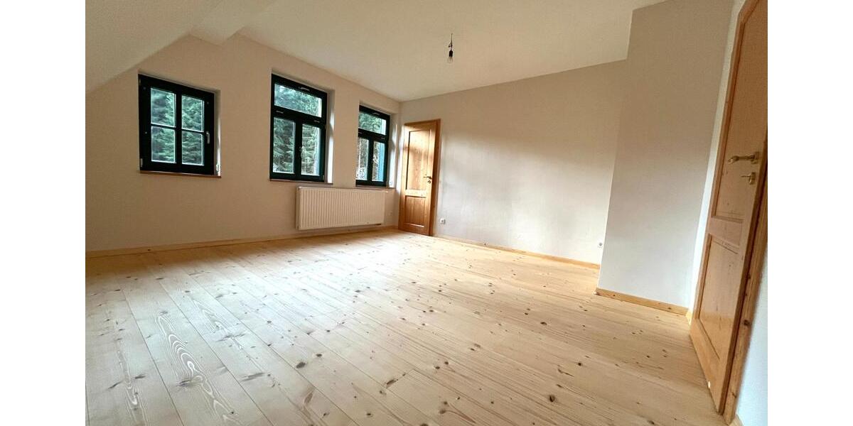 Bauernhaus, Landhaus Eibenstock - 8 Zimmer, 268 m&sup2;, 575.000&euro; | Angebot:26817938