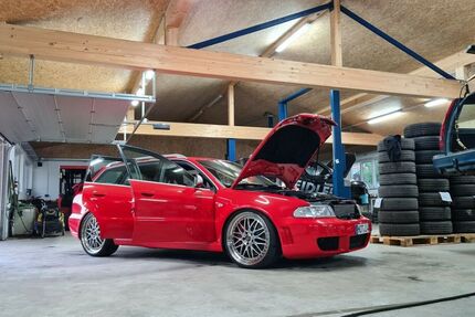 Audi RS4 181.200 km 89.900 € St. Egidien 09356