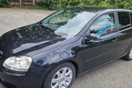 VW Golf 180.000 km 3.000 &euro; Neumünster 24539