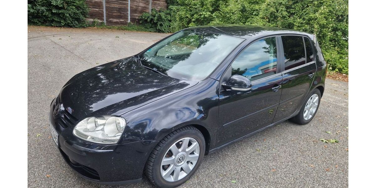 VW Golf 180.000 km 3.000 &euro; Neumünster 24539