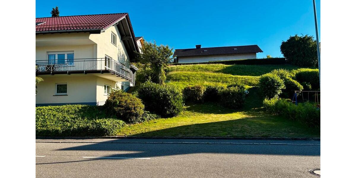 Einfamilienhaus Bühl - 8 Zimmer, 220 m&sup2;, 525.000&euro; | Angebot:26996991